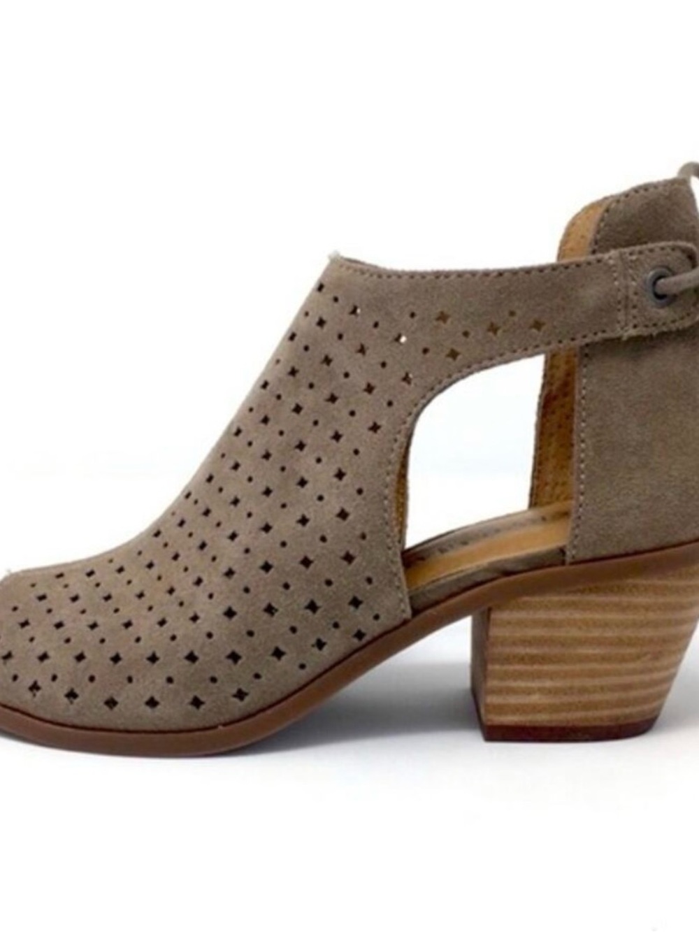 Lucky Brand Women's Bracy Peep Toe Boho Tie Back Suede Bootie
Beige Size 9M